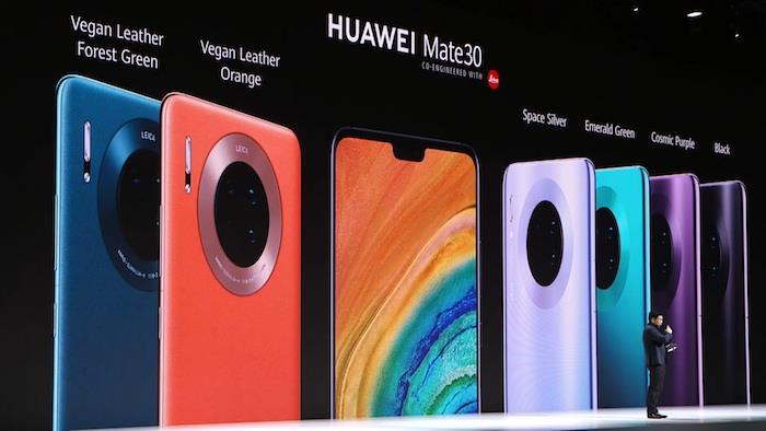 Huawei, Amerikan menşeli ilk bileşensiz akıllı telefonu Mate 30'u pazarladı