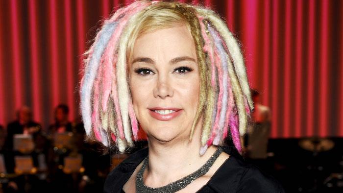 Matrix bo napisala in režirala Lana Wachowski, ustvarjalka prvih treh delov sage s svojo sestro Lilly, prej Larry in Andrew