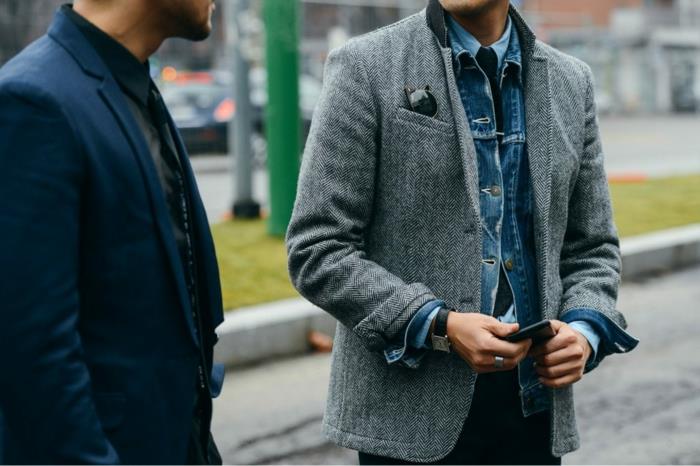 abbigliamento-iş-gündelik-uomo-kıyafet-kod-informal-giacca-grigia-kot-camicia-accessori-orologio