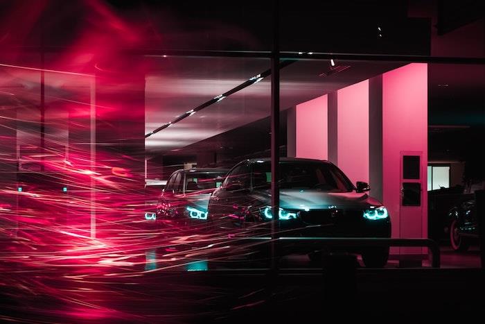 „Vision M Next“, Hansas Zimmeris ir vairavimo įspūdžiai, moderni BMW transporto priemonė, pasirenkanti elektromobilį, o ne automobilį su degimo varikliu