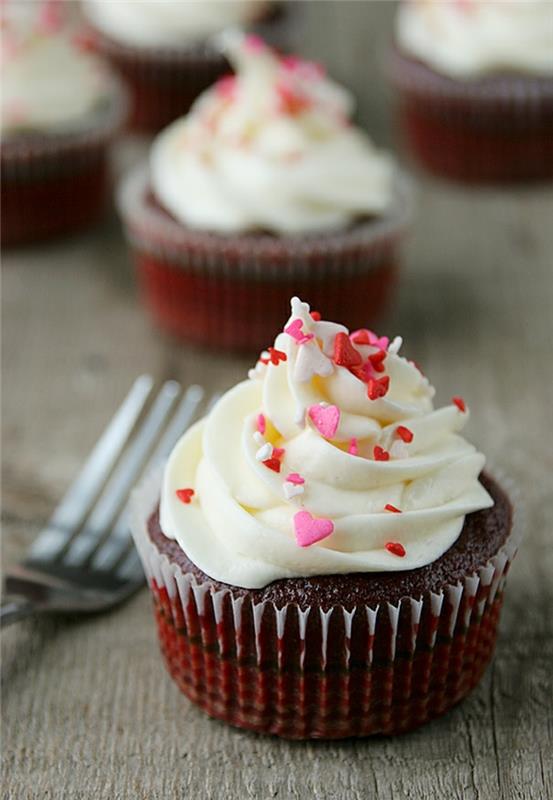 cupcake-icing-romantic-cupcake-make-yourself