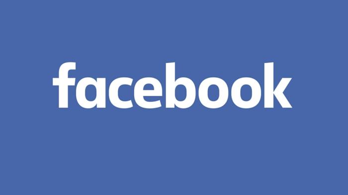 logotip facebook bela na modri za ponazoritev novic technews o novi funkciji peticije za facebook, ki je bila uvedena v Združenih državah