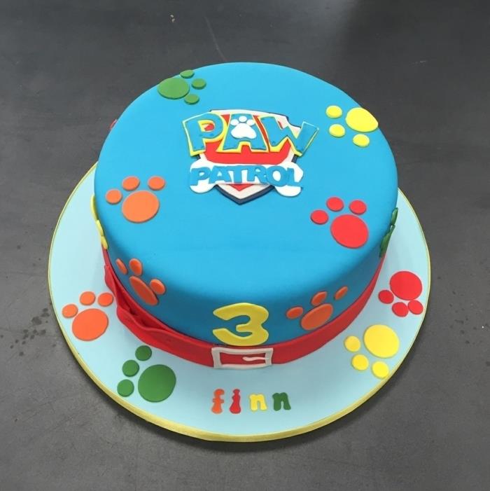 rojstnodnevna torta paw patrol, 3d pisane tace na modri glazuri, fantovska rojstnodnevna torta