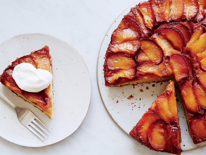 enostaven in izviren recept za torto, obrnjena torta z zelo dišečimi slivami