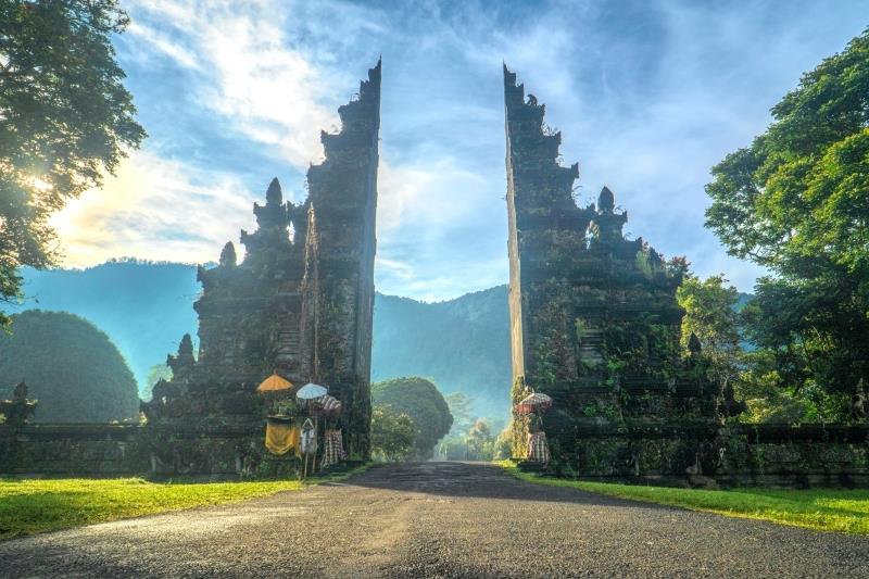 görüntü cennet adası bali tapınakları maneviyat seyahat yoga inziva yeri