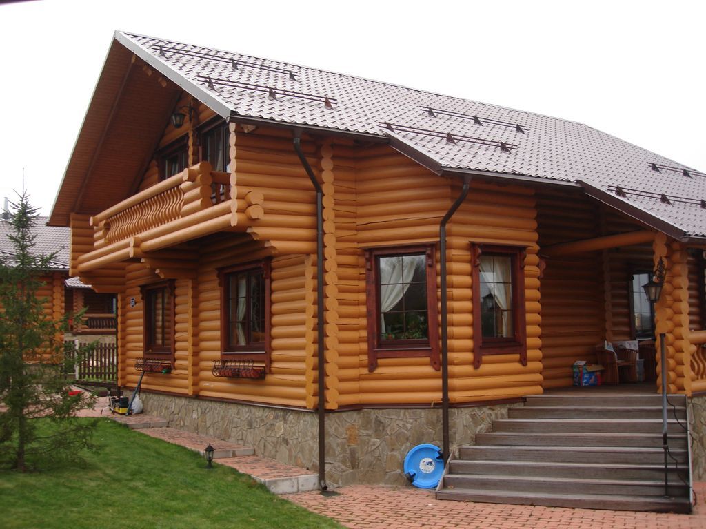 uma casa para uma residência de verão de um bar