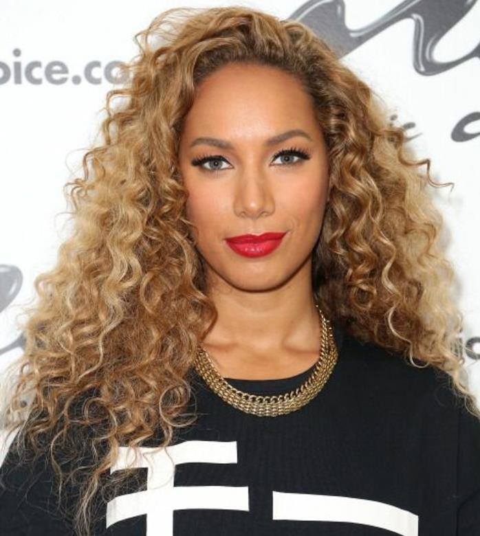 leona lewis, kodrasti lasje, balayage, kako izbrati frizuro, pričeska morpho, dolgi lasje