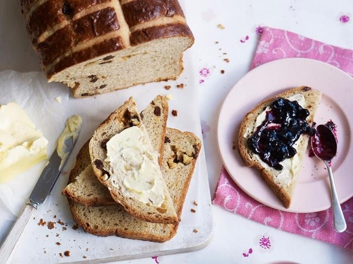 recept s pekovskim kvasom enostavna priprava brioša marmelada iz čokoladnih čipov